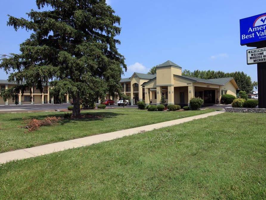 Regency Inn Fayetteville Bagian luar foto