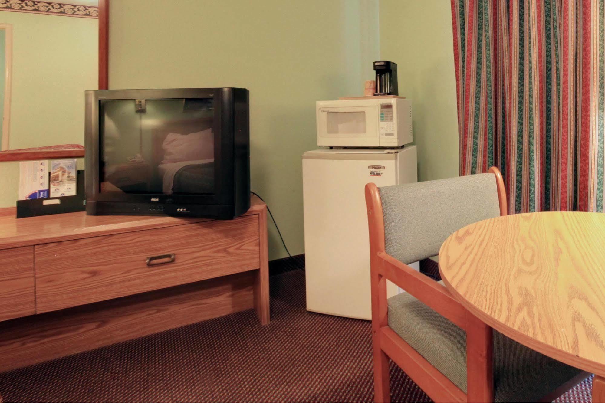 Regency Inn Fayetteville Ruang foto